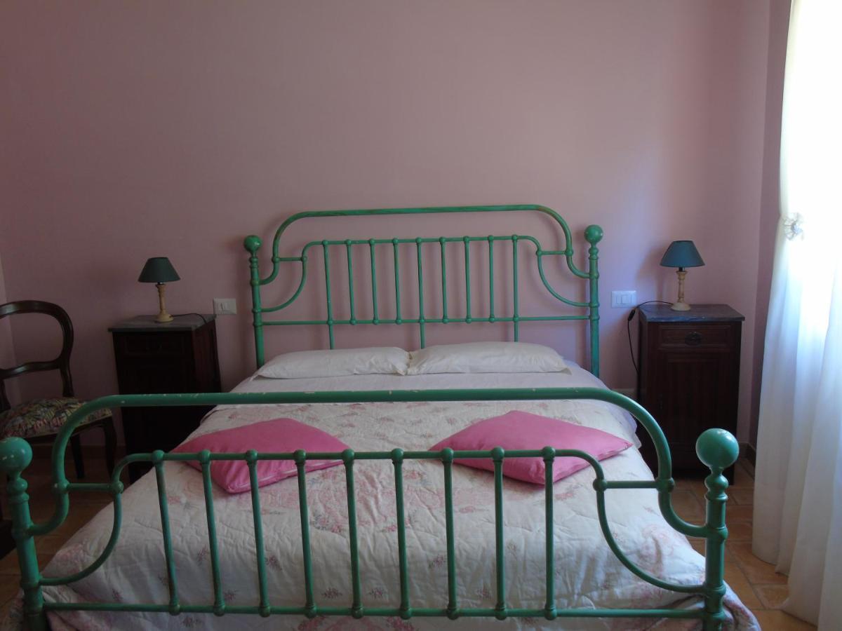 Agriturismo Camera Rosa Тоди Экстерьер фото