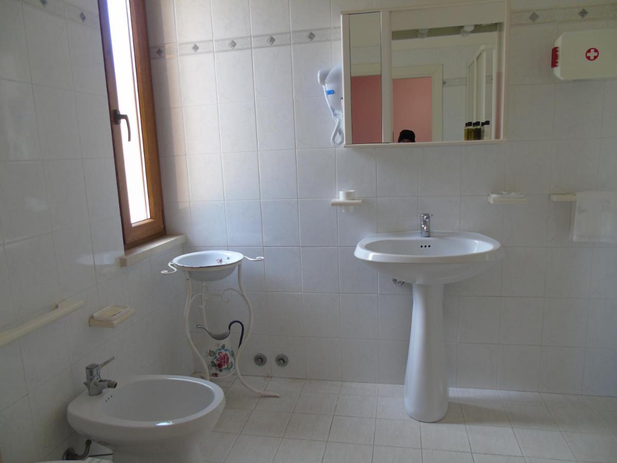 Agriturismo Camera Rosa Тоди Экстерьер фото