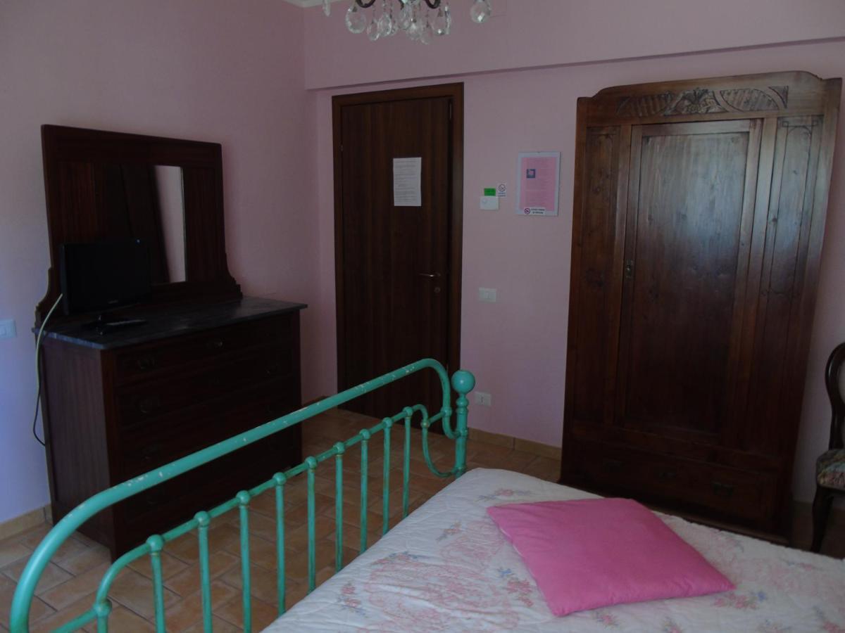 Agriturismo Camera Rosa Тоди Экстерьер фото
