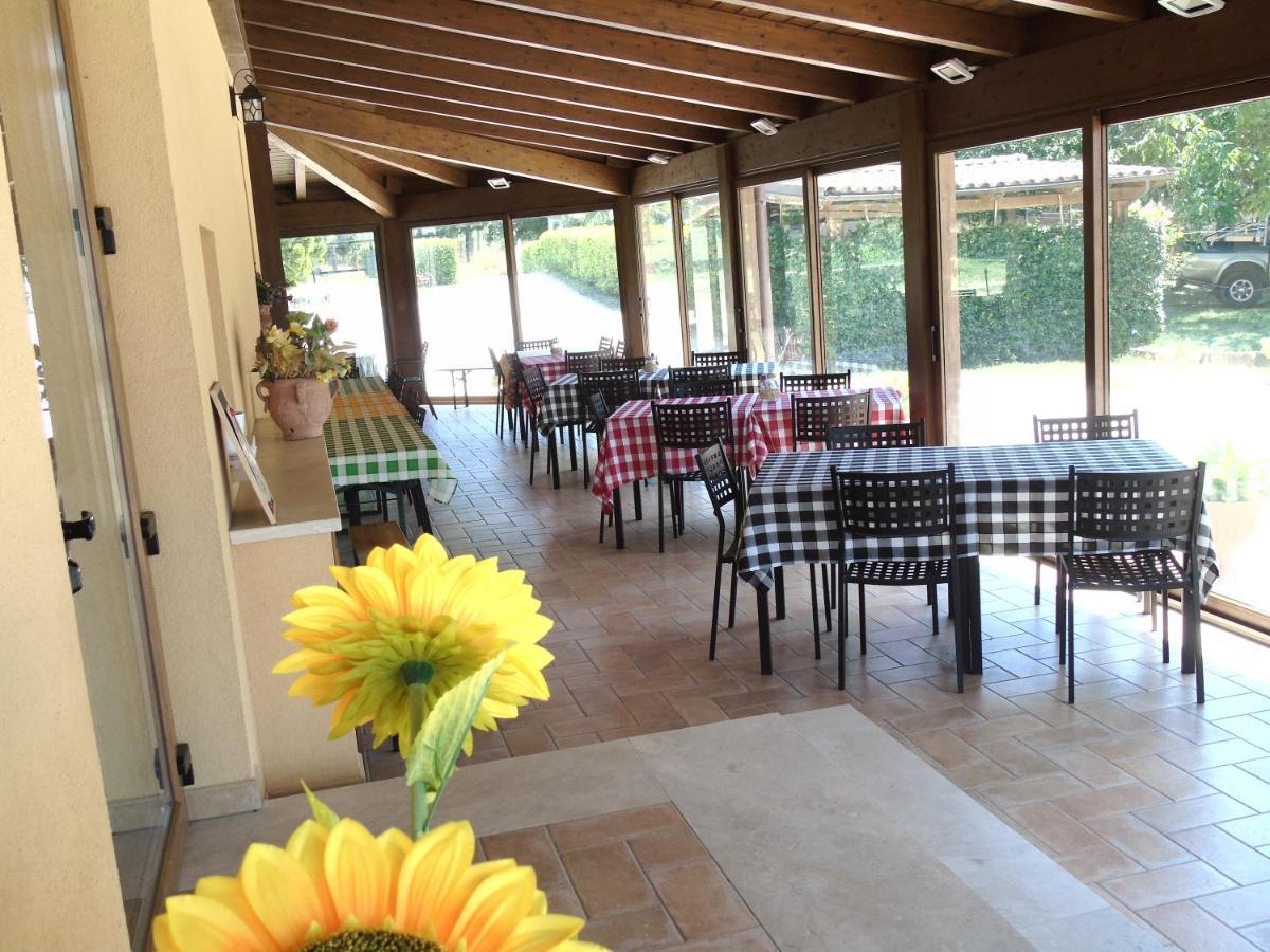 Agriturismo Camera Rosa Тоди Экстерьер фото
