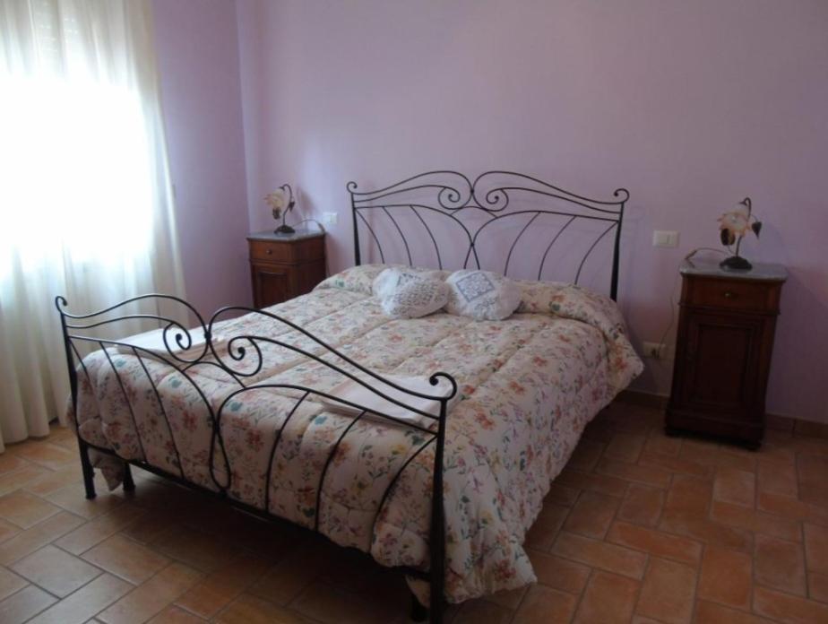 Agriturismo Camera Rosa Тоди Экстерьер фото
